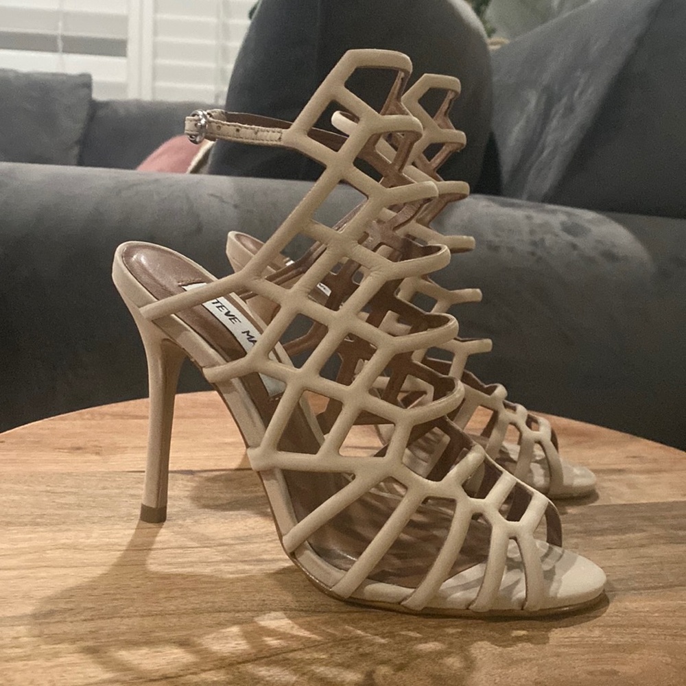 Cute cage open toe heel, by Steve Madden
